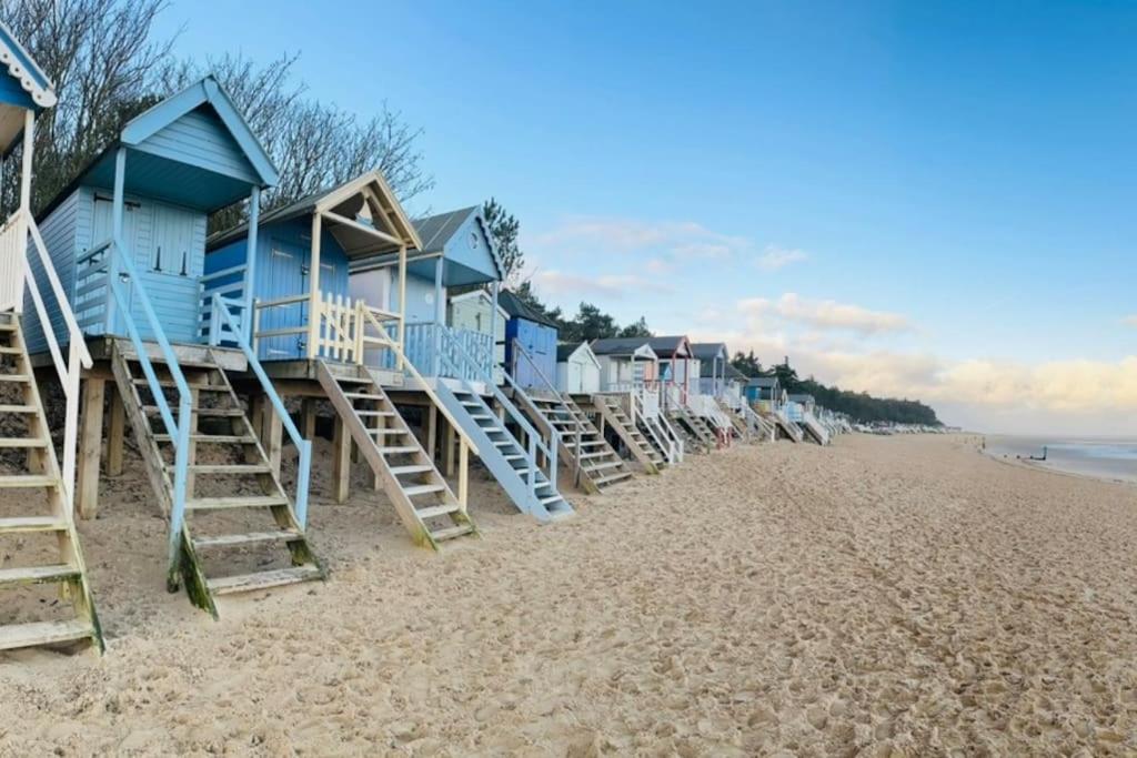 New! Blakeney. Harbour View 布莱克尼 外观 照片
